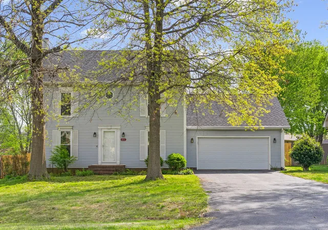 Photo 1 of Single family home for sale at 1211 Bark Ridge Cir, Hopkinsville, KY 42240 | MLS# 26013506 | Listing updated on 2026-06-17
