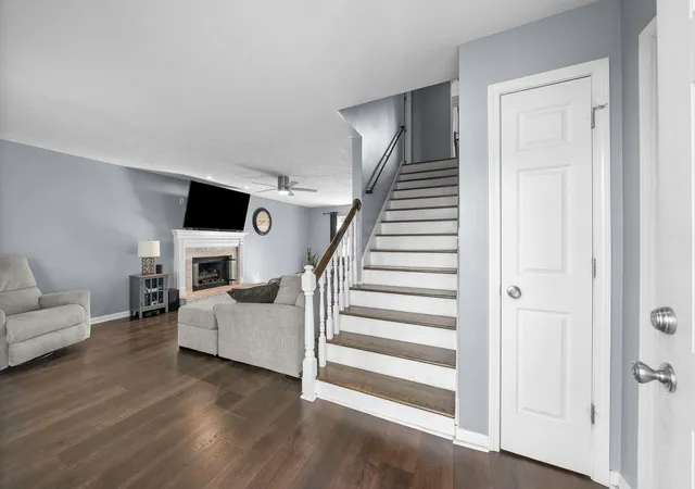 Photo 3 of Single family home for sale at 1211 Bark Ridge Cir, Hopkinsville, KY 42240 | MLS# 26013506 | Listing updated on 2026-06-17