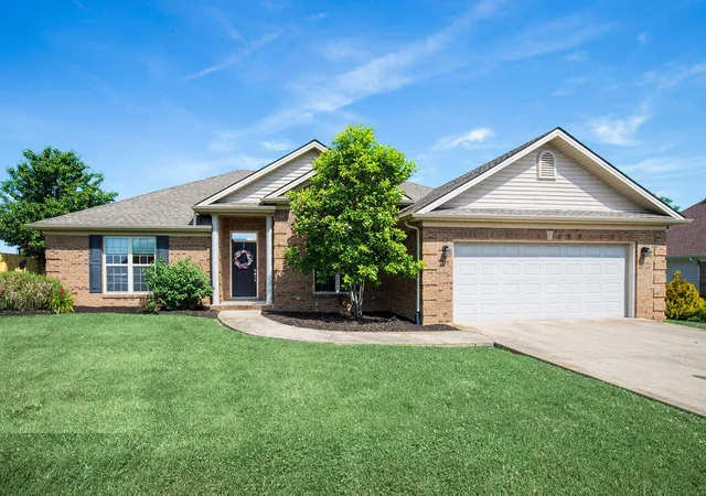 Homes for sale in Georgetown, KY | 117 Lost Tree Dr, Georgetown, KY 40324 | MLS# 26013788