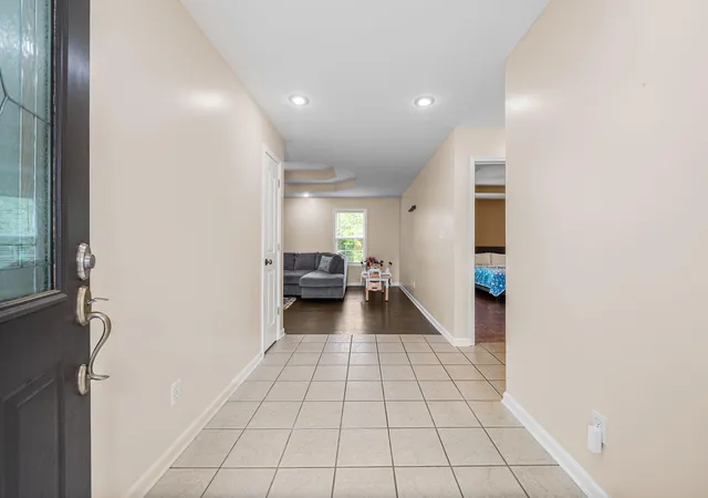 Photo 4 of Single family home for sale at 991 Wing Tip Cir, Hopkinsville, KY 42240 | MLS# 26013617 | Listing updated on 2026-09-01