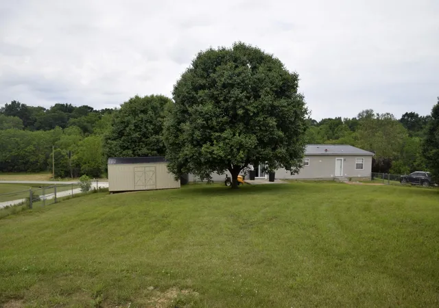 Homes for sale in Maysville, KY | 7223 Mt Carmel Rd, Maysville, KY 41056 | MLS# 26014086