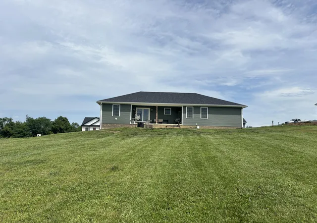 Homes for sale in Danville, KY | 3022 Jacob Dr, Danville, KY 40422 | MLS# 26013709