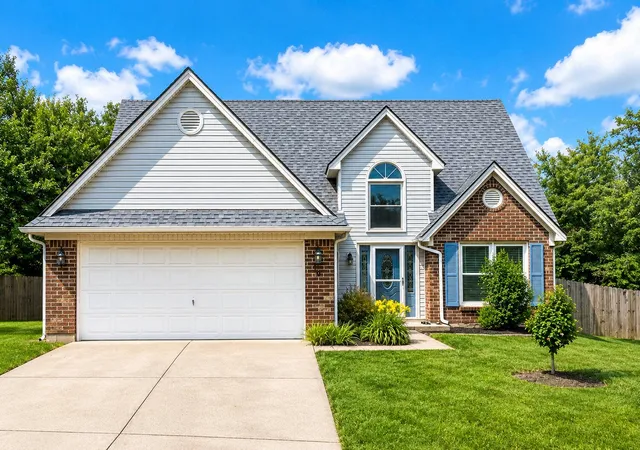 Homes for sale in Versailles, KY | 339 Chestnut Ln, Versailles, KY 40383 | MLS# 26014737