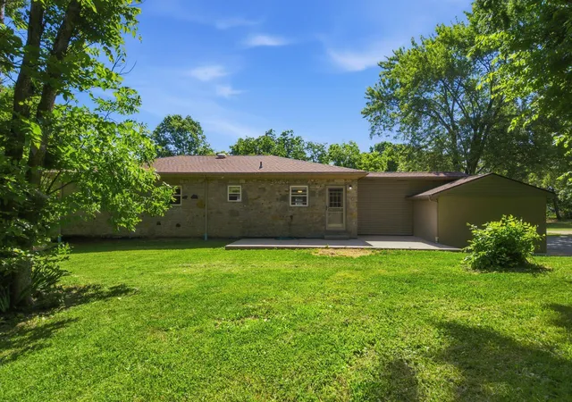 Photo 4 of Single family home for sale at 2670 Oakley Wells Rd, Richmond, KY 40475 | MLS# 26014010 | Listing updated on 2026-07-28