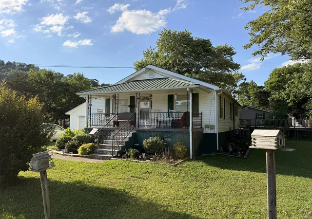 Homes for sale in Barbourville, KY | 112 Jackson St, Barbourville, KY 40906 | MLS# 26013658