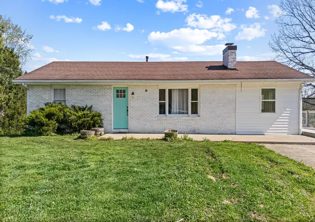 Homes for sale in Jeffersonville, KY | 150 Clay Lick Rd, Jeffersonville, KY 40337 | MLS# 26013677