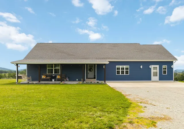 Photo 1 of Sale Pending at 520 Pioneer Ln, Brodhead, KY 40409 | MLS# 26013702 | Listing updated on 2026-10-02