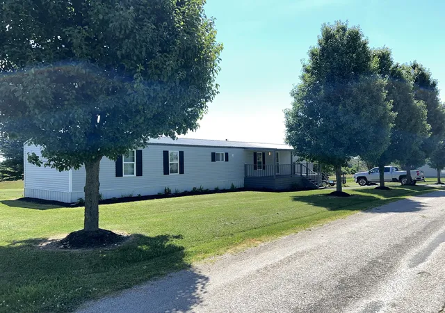 Homes for sale in Ewing, KY | 71 Log Cabin Ln, Ewing, KY 41039 | MLS# 26013719