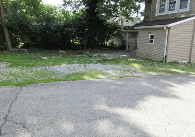 Photo 3 of Single family home for sale at 65 Fitch Ave, Winchester, KY 40391 | MLS# 26013935 | Listing updated on 2026-09-14