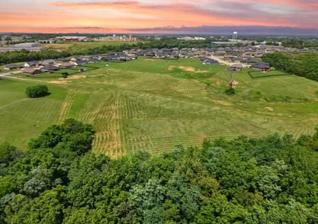 1st image of 735 Tower Dr, Richmond, KY 40475 | MLS# 26013752