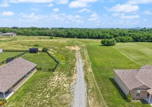 20th image of 735 Tower Dr, Richmond, KY 40475 | MLS# 26013752
