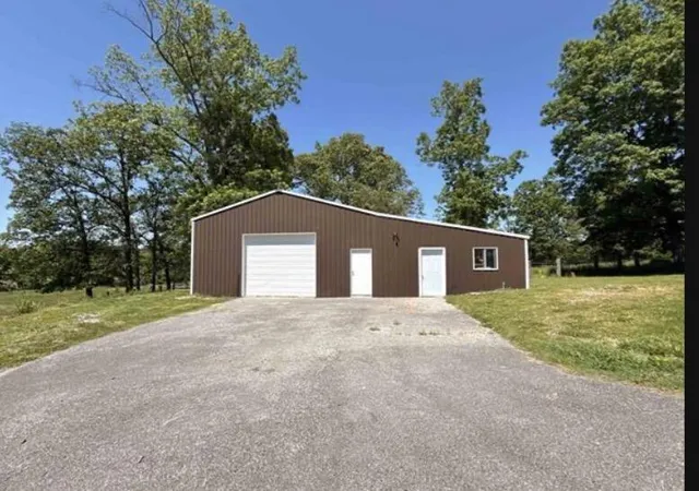Homes for sale in Mayfield, KY | 284 Trace Creek Church Rd, Mayfield, KY 42066 | MLS# 26017840