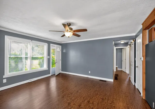Homes for sale in Lancaster, KY | 1127 Pine Crest Rd, Lancaster, KY 40444 | MLS# 26013789
