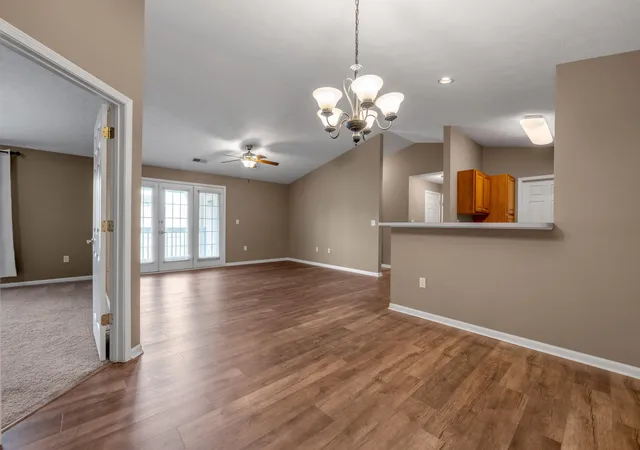 3rd image of 600 Vincent Wy, Lexington, KY 40503