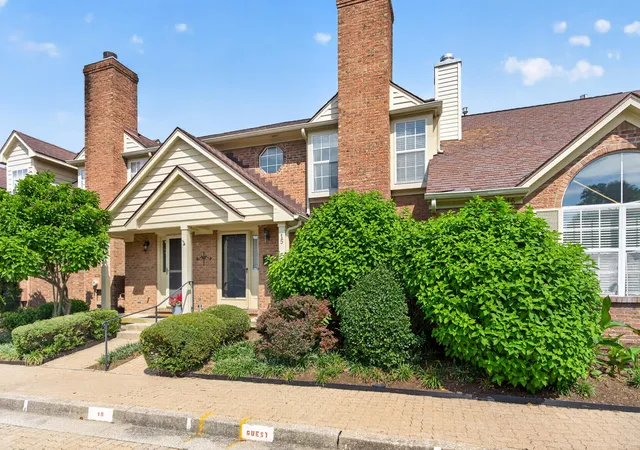 4th image of 541 W Short St #15, Lexington, KY 40507 | MLS# 26013844