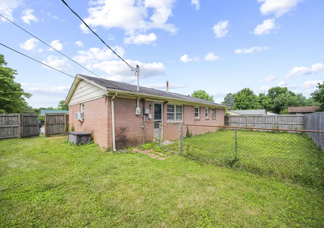 Homes for sale in Lexington, KY | 629 Kent Dr, Lexington, KY 40505 | MLS# 26013947