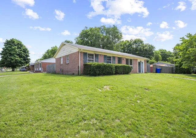 Homes for sale in Lexington, KY | 629 Kent Dr, Lexington, KY 40505 | MLS# 26013947