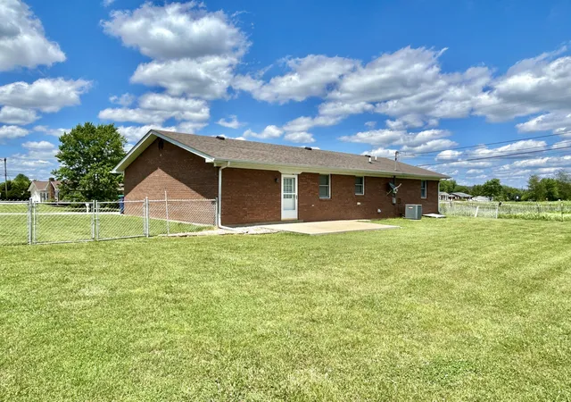 Photo 4 of Single family home for sale at 1187 Parkers Ml Rd, Somerset, KY 42501 | MLS# 26013891 | Listing updated on 2026-09-14