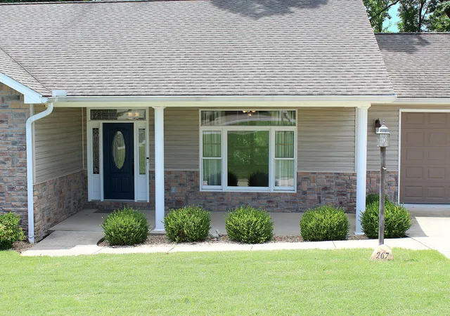 Photo 4 of Single family home for sale at 267 Sun Hl Cir, Cadiz, KY 42211 | MLS# 26014547 | Listing updated on 2026-07-28
