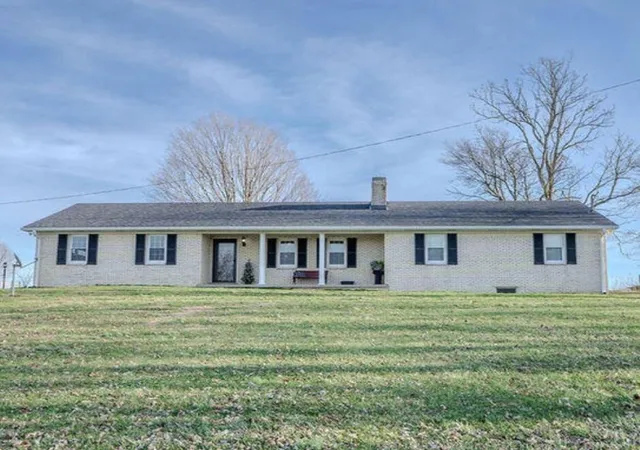 Homes for sale in Paint Lick, KY | 10405 Ky 52, Paint Lick, KY 40461 | MLS# 26013810