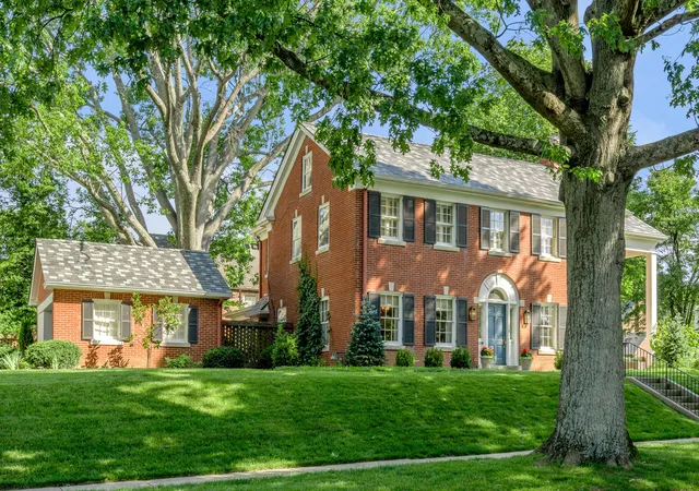 Photo 3 of Single family home for sale at 245 Holiday Rd, Lexington, KY 40502 | MLS# 26014199 | Listing updated on 2026-10-13