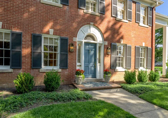 Photo 3 of Single family home for sale at 245 Holiday Rd, Lexington, KY 40502 | MLS# 26014199 | Listing updated on 2026-10-13