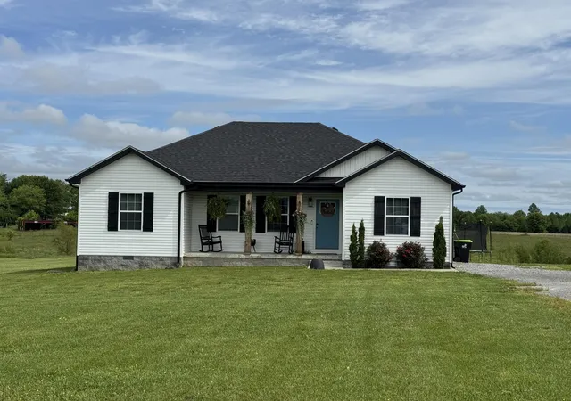 Homes for sale in Elkton, KY | 3130 Stokes Chapel Rd, Elkton, KY 42220 | MLS# 26013835