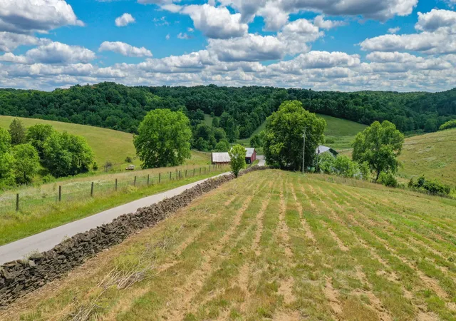 Homes for sale in Berry, KY | 359 Ky Hwy 1284, Berry, KY 41003 | MLS# 26013929