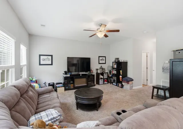 Homes for sale in Georgetown, KY | 161 Stephen Dr, Georgetown, KY 40324 | MLS# 26014074