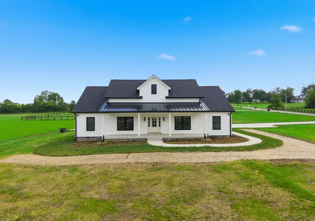 3rd image of 100 Kirk Dr, Nicholasville, KY 40356 | MLS# 26013860