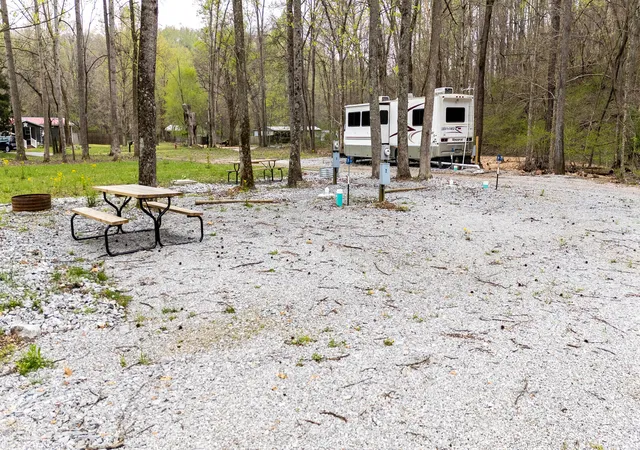 Homes for sale in Eddyville, KY | 620 Perry Springs Rd, Eddyville, KY 42038 | MLS# 26014583