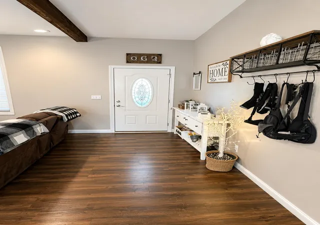 Photo 3 of Single family home for sale at 131 Lynne Dr, Berea, KY 40403 | MLS# 26013912 | Listing updated on 2026-09-12