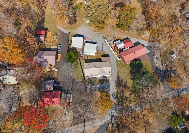 Homes for sale in New Concord, KY | 408 Shoreline Dr, New Concord, KY 42076 | MLS# 26017995