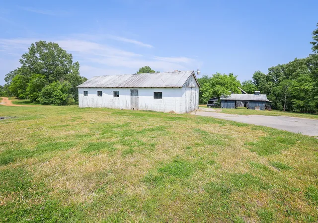 Homes for sale in Benton, KY | 1763 Dogtown Rd, Benton, KY 42025 | MLS# 26016723