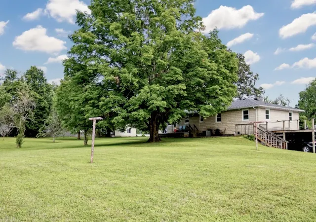 Homes for sale in Stanton, KY | 270 W Railroad, Stanton, KY 40380 | MLS# 26013922