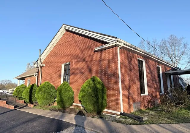 3rd image of 10926 10926 Lafayette Rd Rd, Herndon, KY 42236 | MLS# 26013927