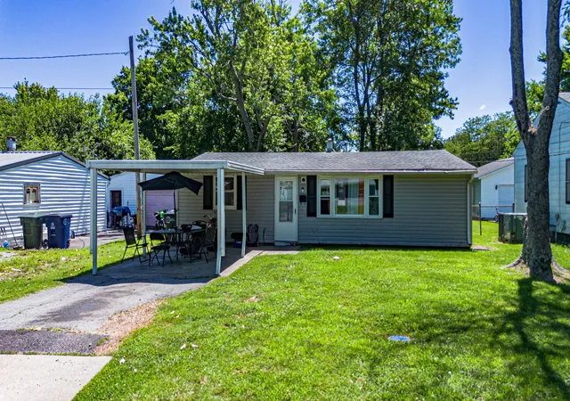 Homes for sale in Paducah, KY | 2926 Mississippi St, Paducah, KY 42003 | MLS# 26017155