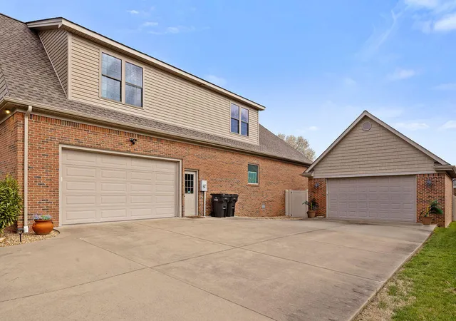4th image of 125 Pershing Wy, Paducah, KY 42001 | MLS# 26014067