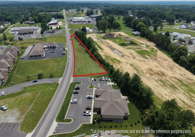 2nd image of 2549 New Holt Rd, Paducah, KY 42001 | MLS# 26014071