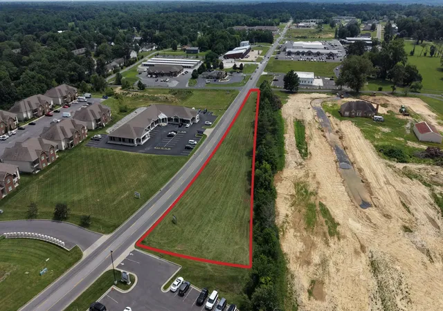 4th image of 2549 New Holt Rd, Paducah, KY 42001 | MLS# 26014071