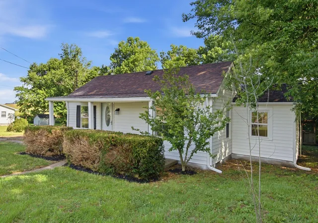 Homes for sale in Wilmore, KY | 1100 Pekin Pike, Wilmore, KY 40390 | MLS# 26013998