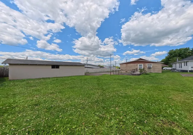 Homes for sale in Irvine, KY | 131 Peyton Ave, Irvine, KY 40336 | MLS# 26014264
