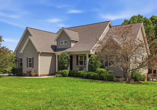 Homes for sale in New Concord, KY | 494 Beat Farmer Rd, New Concord, KY 42076 | MLS# 26015547