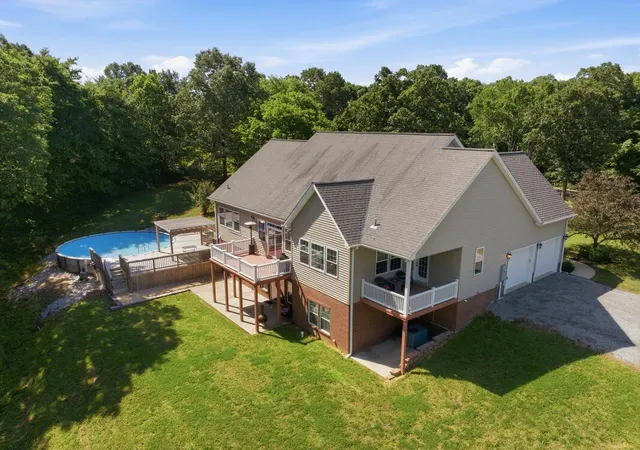 Homes for sale in New Concord, KY | 494 Beat Farmer Rd, New Concord, KY 42076 | MLS# 26015547