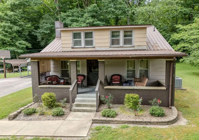Homes for sale in Morehead, KY | 3570 State Hwy 60 East, Morehead, KY 40351 | MLS# 26013990