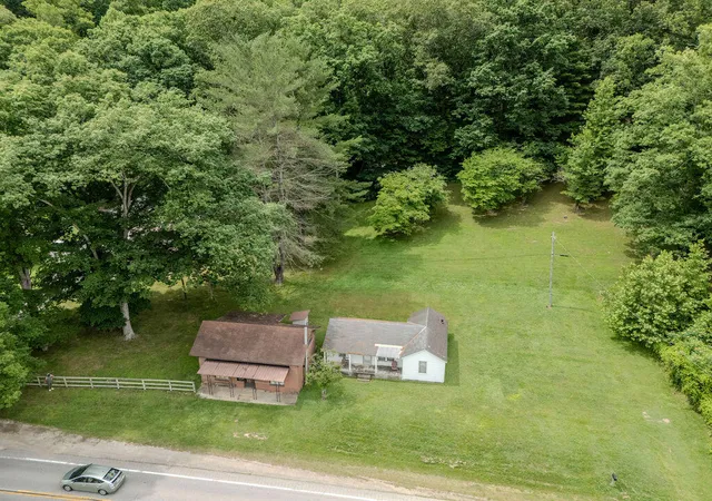 Photo 4 of Single family home for sale at 3570 State Hwy 60 E, Morehead, KY 40351 | MLS# 26013990 | Listing updated on 2026-06-16