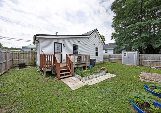 Photo 4 of Single family home for sale at 323 E Office St, Harrodsburg, KY 40330 | MLS# 26014106 | Listing updated on 2026-09-04