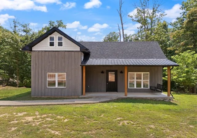 Homes for sale in Mc Kee, KY | 19838 Hwy 2004, Mc Kee, KY 40447 | MLS# 26014030