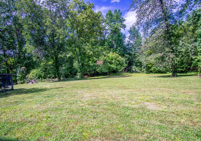 2nd image of 176 Marsee Trl, Corbin, KY 40701 | MLS# 26014129