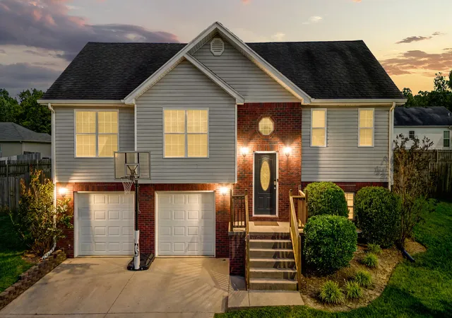 Photo 1 of Sale Pending at 1005 Rueland Dr, Lawrenceburg, KY 40342 | MLS# 26014002 | Listing updated on 2026-08-27